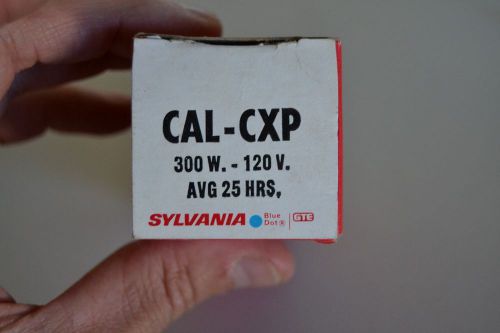 New Old Stock  SYLVANIA PROJECTOR LAMP CAL-CXP  300 W - 120 V  AVG 25 HRS