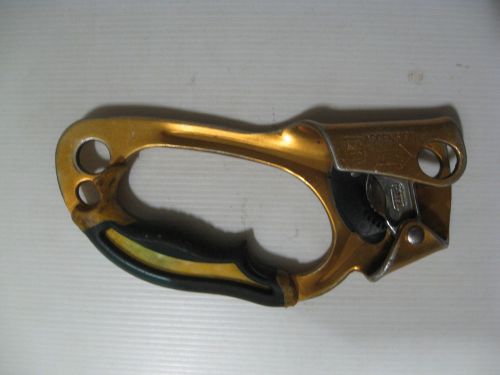 Petzl hand jammer x 1, aid rock climbing, rappel, safety rescue, light use! for sale