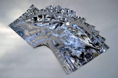3.2 mil silver zip lock foil bag pouches , packing 100pcs/bag for sale
