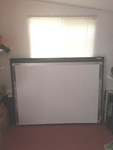 Hitachi Smartboard StarBoard FX-DUO-77  No dents or scratches