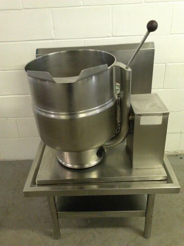 Groen tdb-7-40 steam jacketed kettle manual tilt with stand 40 quart 10 gallon for sale