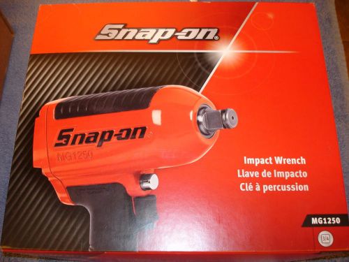 Snap-On MG1250 3/4&#034; Drive Air Pneumatic Impact Wrench New in Box