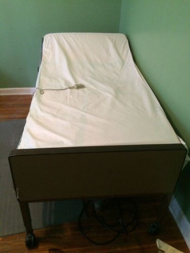 Semi Electric Household use single bed Invacare Model 5890