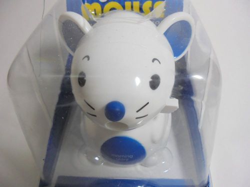 Pencil sharpener Hand-operated White &amp; Blue color - Cute Mouse