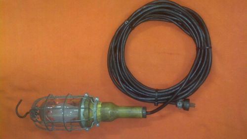 Vintage D Woodhead Vaprote Drop light-Explosion Proof Neotex-34ft. Cord !!!