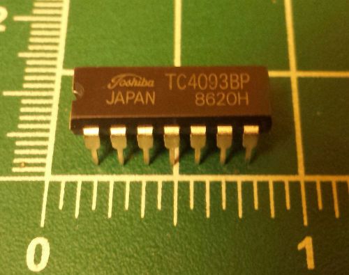 10x TC4093BP Toshiba quad 2in nand schmitt trigger equiv. CD4093 74132 TC4093