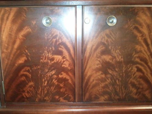 Telephone Table Storage Cabinet Beautiful Wood Grain (Houston Pickup)