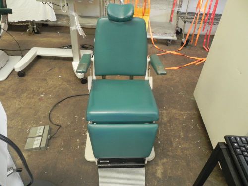 RELIANCE OPHTHALMOLOGY CHAIR MODEL 7000 LFC WITH FOOT CONTROL
