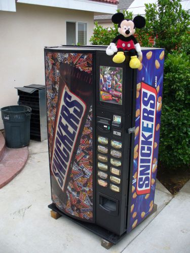 CHILLED SNACK CANDY VENDING MACHINE-VENDO-669-SNICKERS