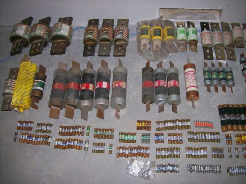 Fuses fusetron, little fuse, amp trap, bussman, hi-cap group of over 1,000 fuses for sale