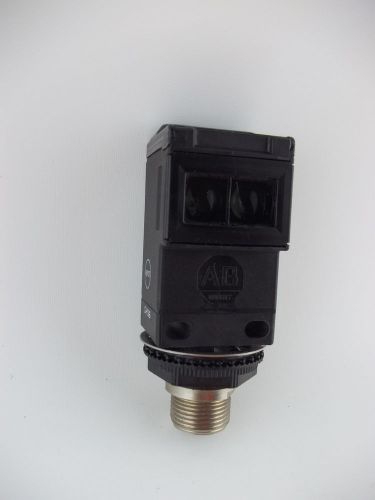Allen Bradley Photoswitch Sensor 42GRU-9202-QD Series A, RETROREFLECTIVE