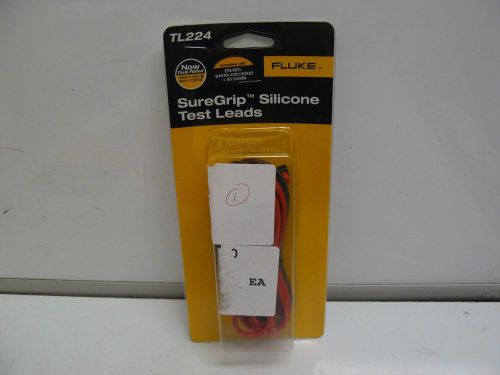 NEW FLUKE TL224 SUREGRIP SILICONE TEST LEADS DUAL RATED 1000V CAT III 600V CATIV