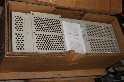 NEW Sola Voltage Regulator / Power Conditioner P/N 63-23-760-8