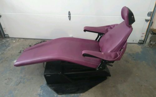 Bordeaux Leatherette dental chair recliner