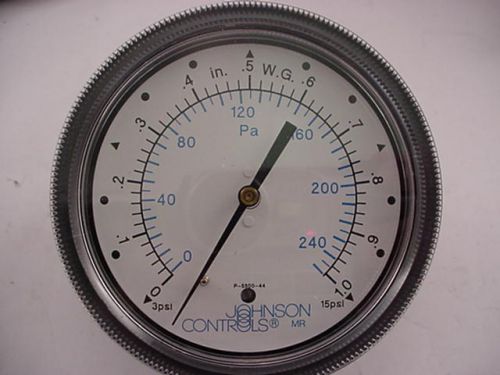 Johnson Controls P-5500-44 Pressure Indicator 3.5&#034; Ships the Same Day Purchase