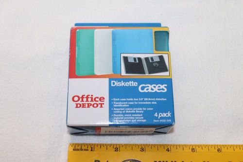 NEW 3.5&#034; 4 Pack of DISKETTE DISK CASES Each Case holds 2 Diskettes Office Depot