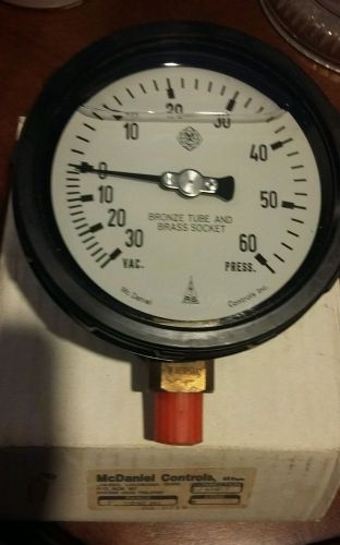 Mcdaniel controls 4&#034; filled -30 vacuum 60 psi gauge 1/4&#034; npt code nw  new for sale