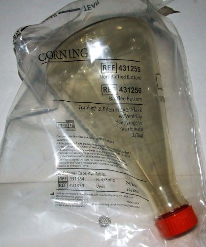 CORNING 431255 2L ERLENMEYER NON-BAFFLED BOTTOM W/VENT CAP  FLASK, POLYCARBONATE