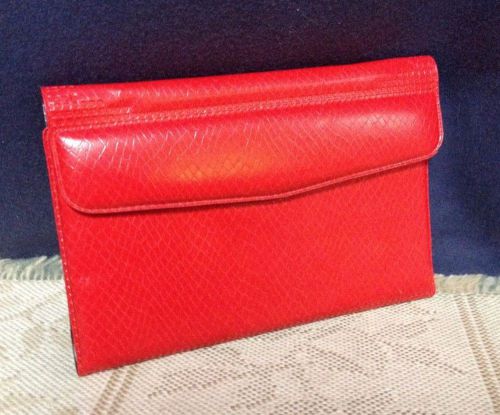 Telephone &amp; address Indexer 6.5&#034; x 4&#034; x 1&#034; Red Vinyl Credit Card Pockets Pen