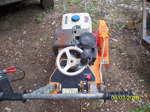 Norton Clipper Concrete Saw