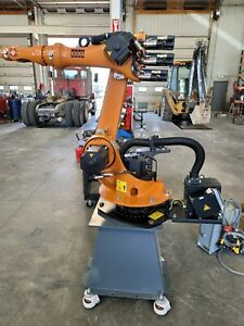 Kuka Kr6 Arc with krc 2 cabinet and kcp2 pendant