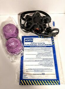 North 7700 Series Half Face Respirator 7700-30M, MEDIUM + 2 filters