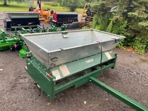 Trufco Mete-R-Matic III F12D Topdresser