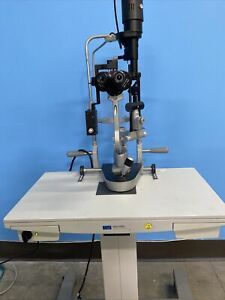 Haag Streit BM 900 Slit Lamp