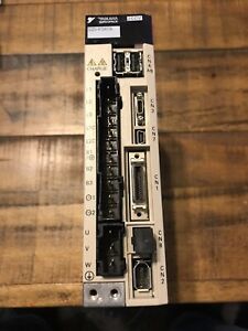 Yaskawa SGDV-R70A11A Servopack 200V