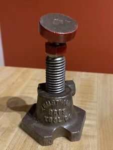 Armstrong No. 1 Machinist Screw Jack Milling Machine Lathe Leveling Jack Vintage