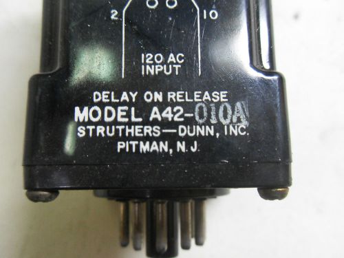 (R2-6) 1 USED STRUTHERS-DUNN A42-010A SOLID STATE TIMER