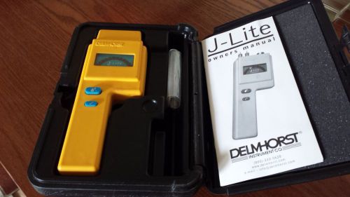 Delmhorst j-lite jlite wood moisture meter tool w/ case and manual - led readout for sale