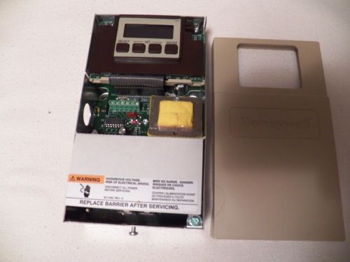 NEW HONEYWELL  T775A-1035 ELECTRONIC REMOTE TEP. CONTROLLER WITH INSTRUCTIONS