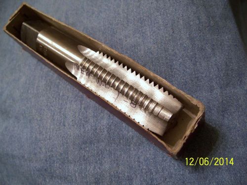 W.t. 1 - 8 hss 4 flute plug tap machinist tooling taps n tools for sale