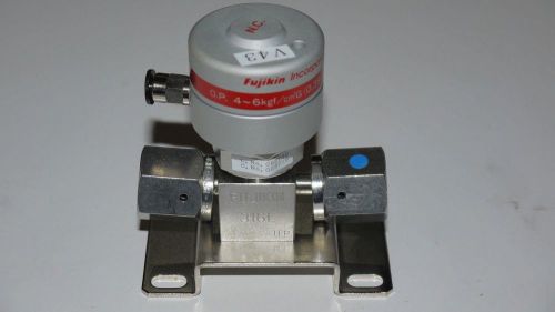 Fujikin 023718 pneumatic gas valve 4~6kgf/cm2g 0.39~0.59mpa type n.c. for sale