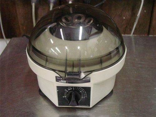 CLAY ADAMS 420225 COMPACT II PORTABLE CENTRIFUGE WITH SIX PLACE ROTOR