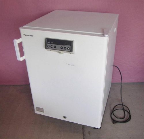 Panasonic sf-l6111w laboratory medical freezer undercounter digital -20c / 5.5cf for sale