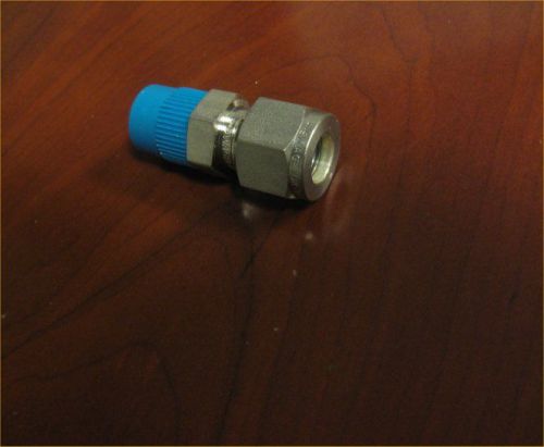 New ss swagelok tube fitting, male 3/8&#034; tube od x 1/4&#034; male npt ss-600-1-4 for sale