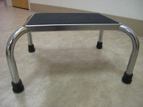 Surgical/Medical Stepping Stool to go onto or off of examination table