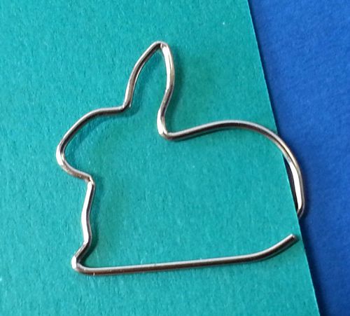 A cute ribbit shape metal paper clip + assorted colors regular shape paper clips for sale