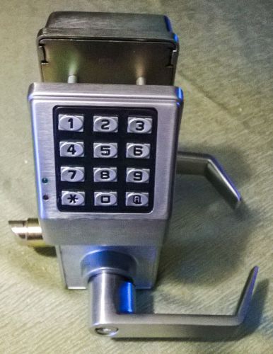 Alarm lock trilogy t2 dl2700 us26d satin chrome straight lever used, no key for sale
