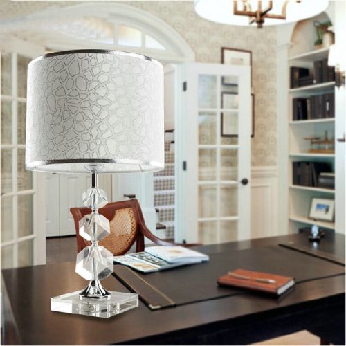 Minimalist Creative Crystal Table Lamp 110V- 220V Bedroom Lamp Bedside Lamp B216