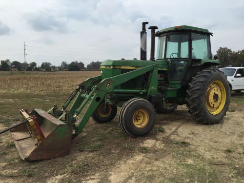 John-deere 4440 cab power shift with loader bucket spear for sale