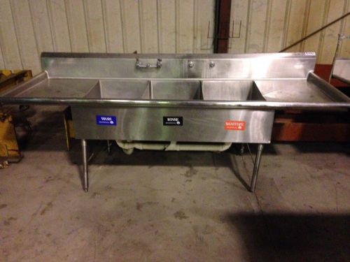 Stainless Steel 3-compartment Dishwashing Sink with drainboards