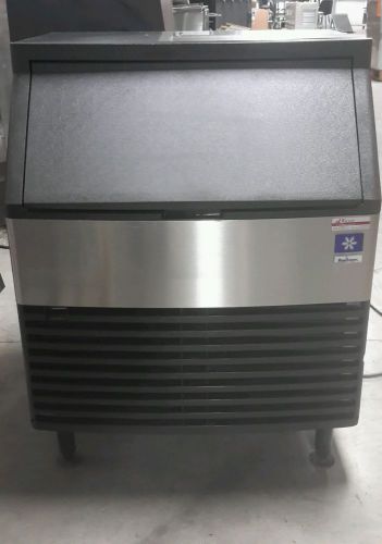 Used commercial manitowoc built-in undercounter ice maker (qy0274a) for sale