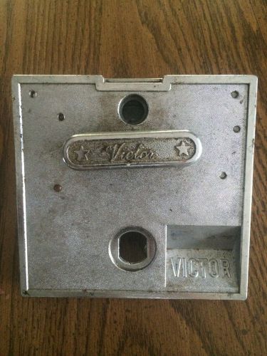 Victor 25 cent coin mechanism  for old Toy &#039;n Joy Chicken Egg Machine Model 1200