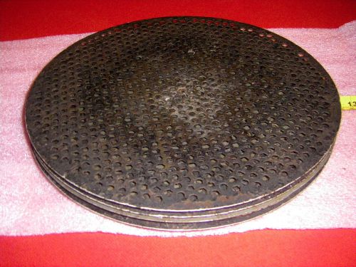Lot of 12 -15&#034;inch Seasoned Commercial pizza screens