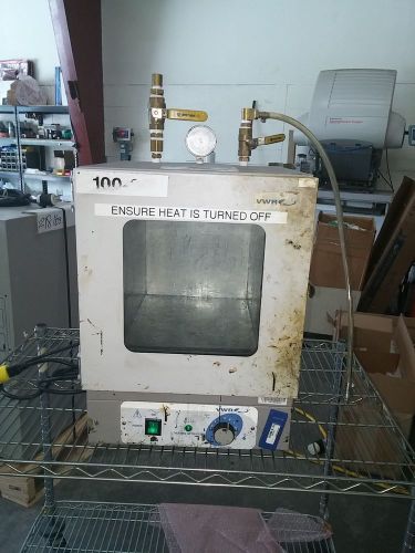 VWR International / Sheldon Manufacturing 1400E Vacuum Oven