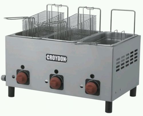 Deep fryer gas (3 compartments) counter top for sale