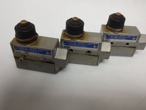 LOT OF 3 Micro Switch  BZE6-2RN2